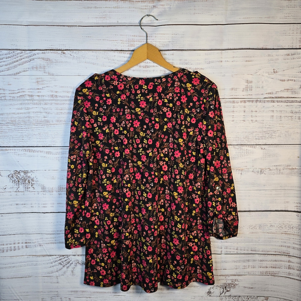Dear Scarlett Black Blouse with Pink‎ and Yellow Floral Design NWT - Picture 2 of 6